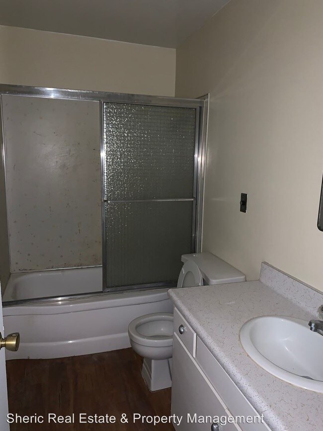 Building Photo - 2 br, 2 bath House - 55200 Airlane Dr. 11A