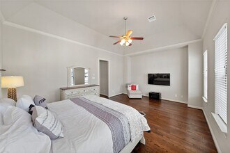 Building Photo - 1629 Upland Lakes