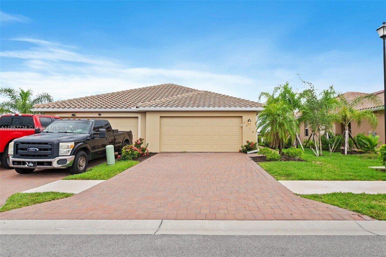 Foto principal - 2616 Vine Ave