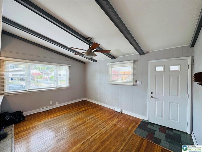 Foto del edificio - 1522 Elayne St