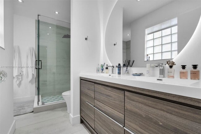 Building Photo - 15452 SW 50th Terrace