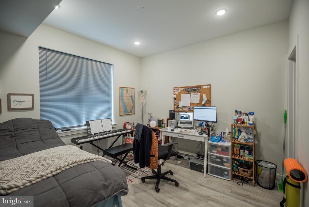 Foto principal - 3716 Haverford Ave
