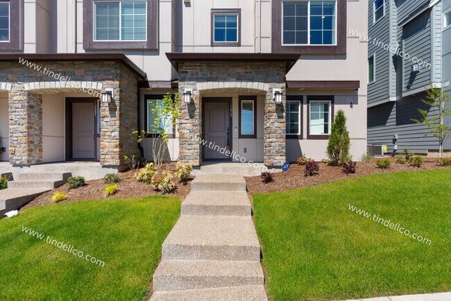 Foto del edificio - 3 Bedroom 2.5 Bathroom Stunner with Covered Patio and Attached Garage in River Terrace Town Cente...