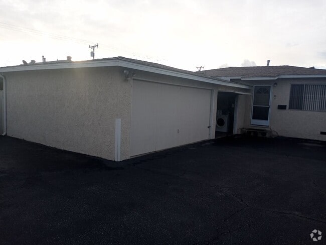Front and side - 4212 W 154th St