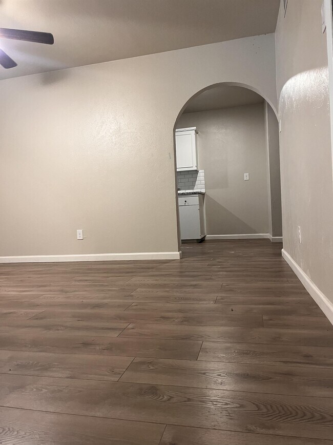 Foto del edificio - 616 Hillcrest St