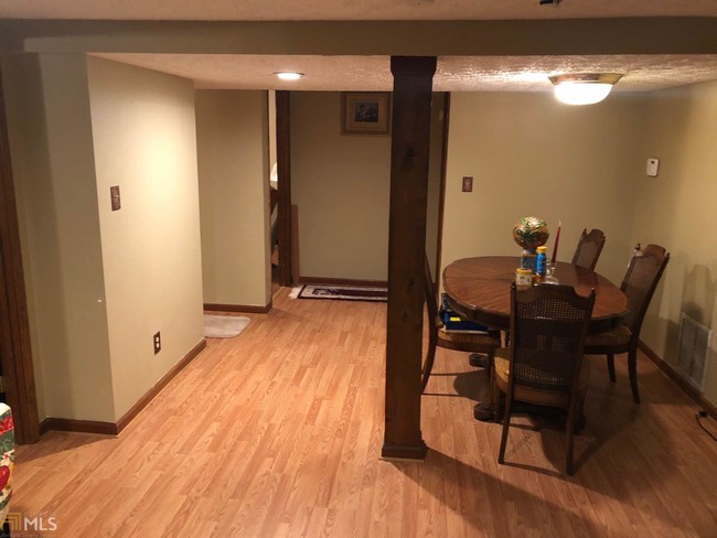 Foto del edificio - 2262 Marion Ln