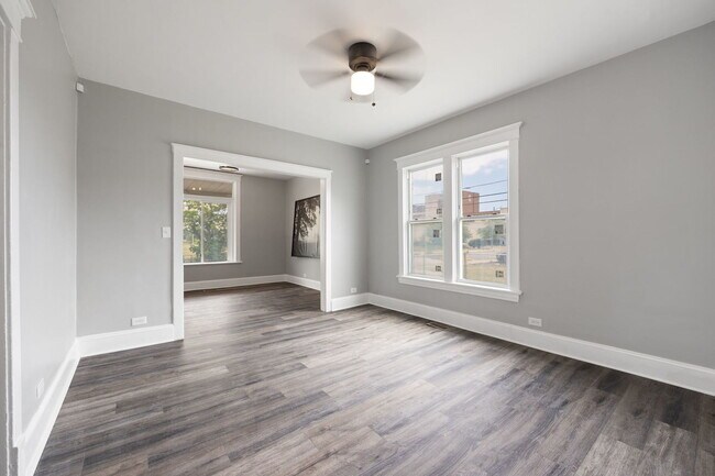 Building Photo - 15 155th St