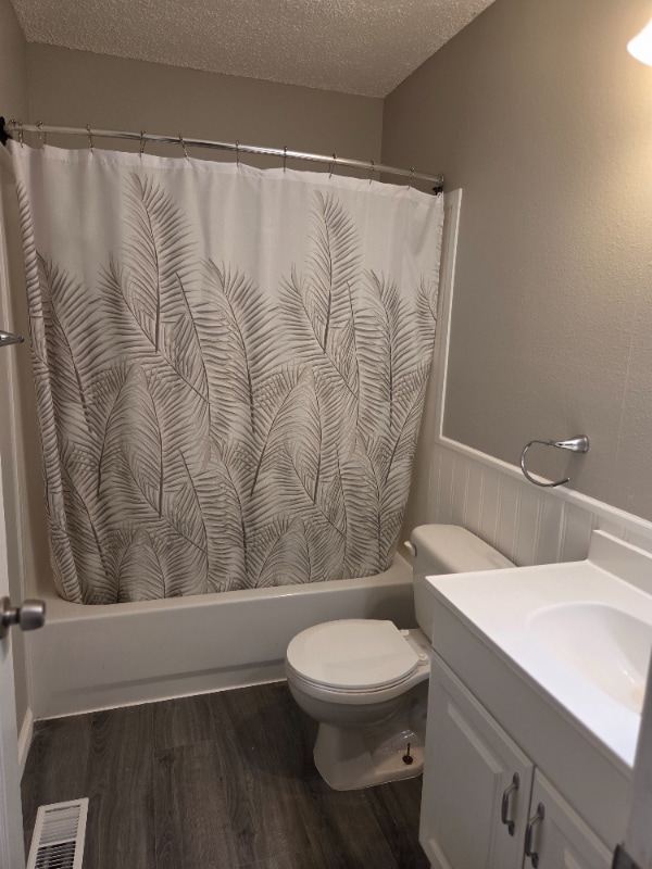 Foto del edificio - 13354 Hiddencrest Ln