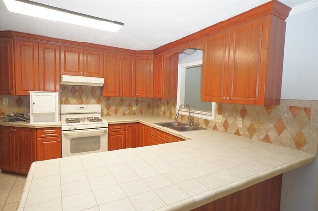 Foto del edificio - 207 N Gomez Ave