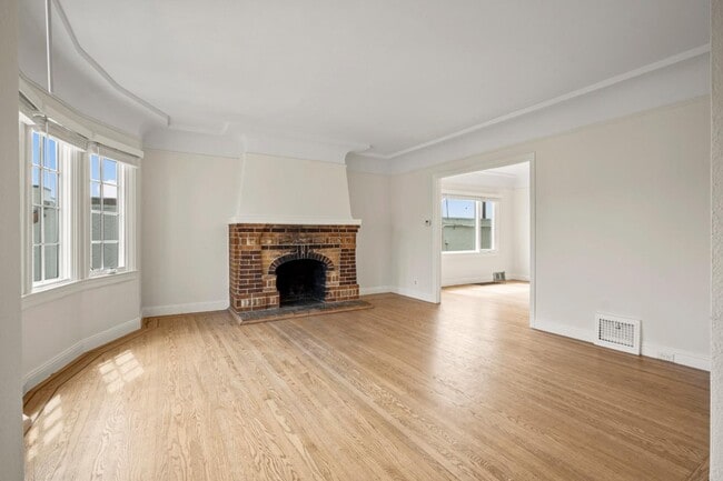 Building Photo - 15 Keystone Way
