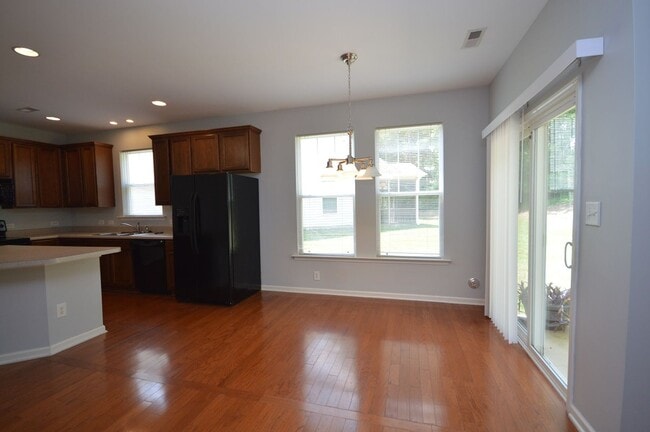 Building Photo - 1507 Hinchliff Ct