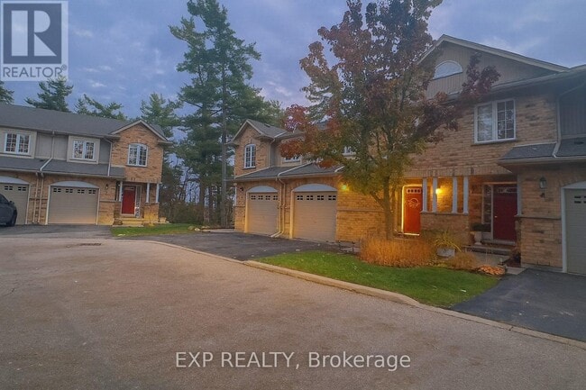 Building Photo - 15 Bannister Ct