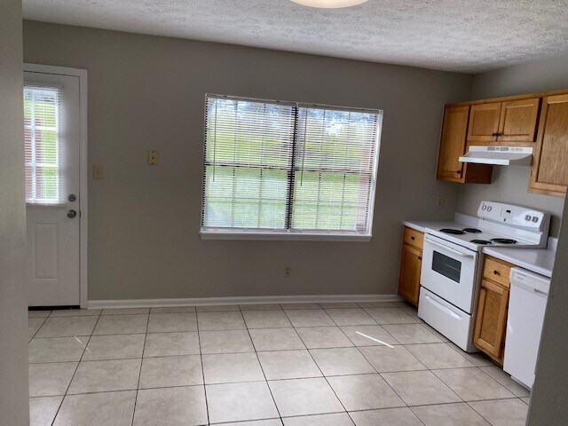 Foto del edificio - 57 Vocational Dr