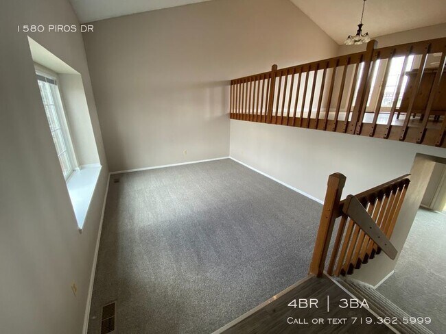 Building Photo - Single Family, Corner Lot, Powers Corridor