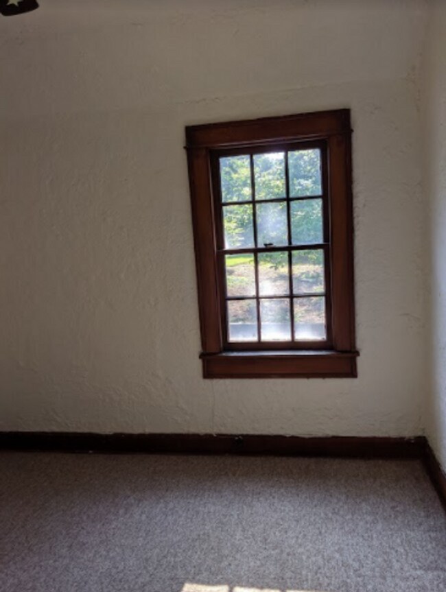 Foto del edificio - 1503 S Walnut St