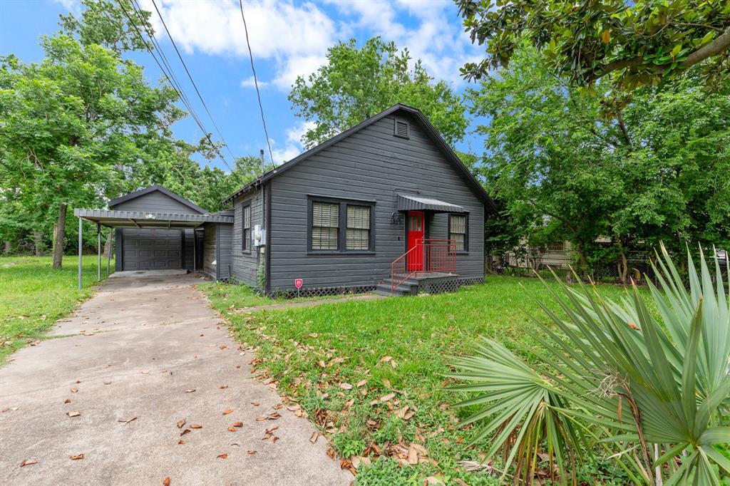 Primary Photo - 1017 Yorkshire St