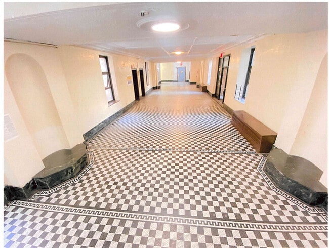 Vestíbulo - 165-175 Sherman Ave