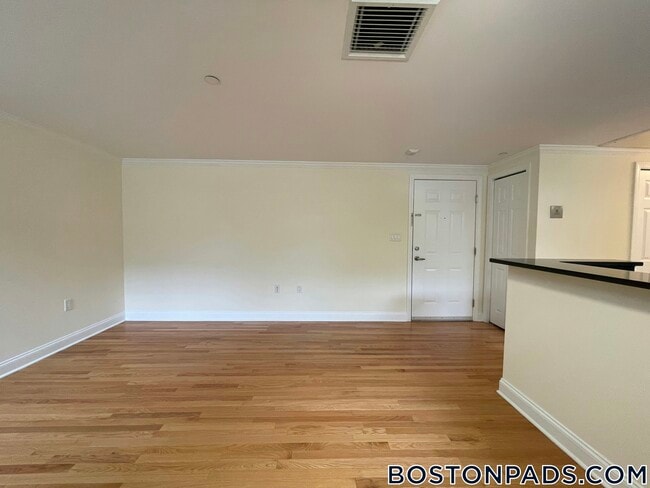 Building Photo - 21 Wendell St