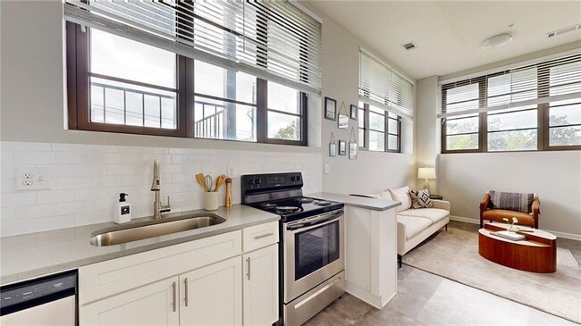 Building Photo - 350 St Joseph St