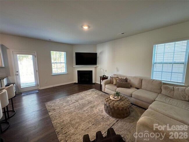 Foto del edificio - 1924 Vanderlyn St