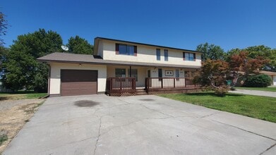 Building Photo - 3708-3710 W 17th Pl