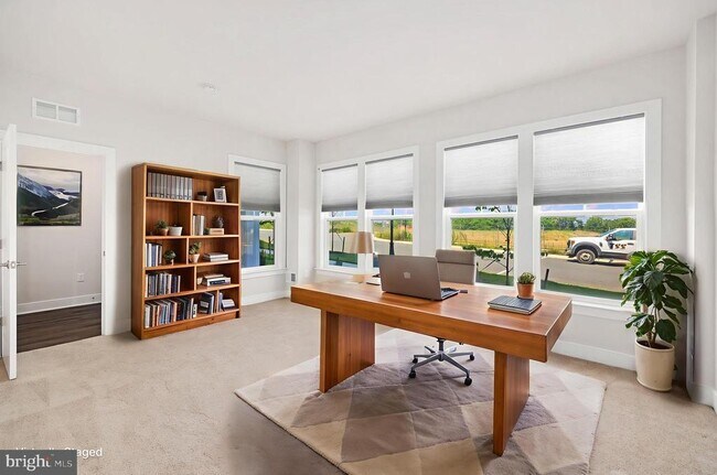 Foto del edificio - 1743 Riverbluff Ave