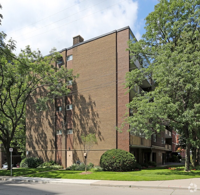 Duke Park Apartments