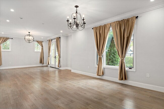 Foto del edificio - 158 S Sierra Madre Blvd