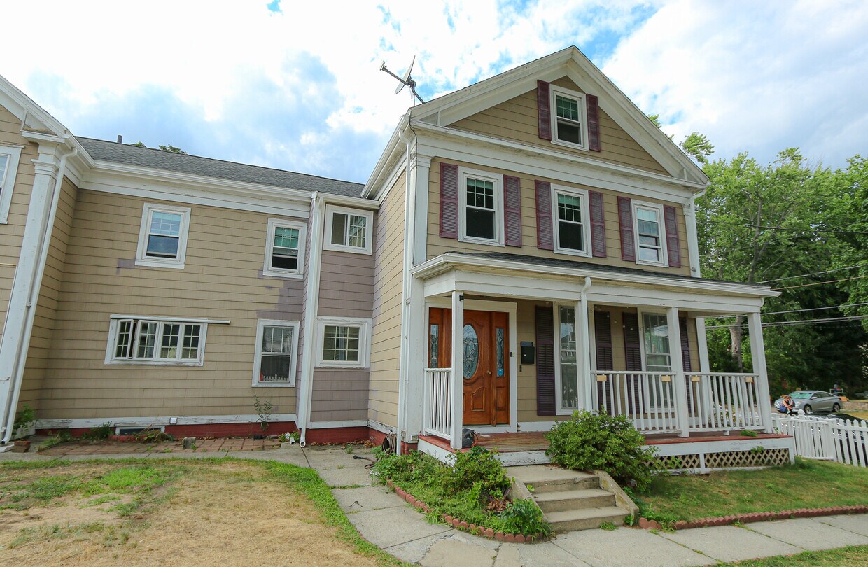 20 Fayette St Unit 1, Watertown, MA 02472 Apartments in Watertown, MA