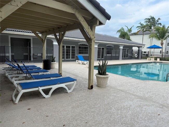 Foto del edificio - 15480 SW 284th St