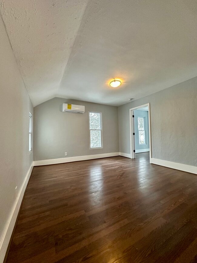 Foto del edificio - 914 Garfield Ave