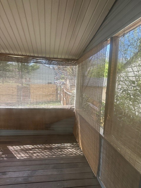 Screen porch - 6 Bristol Way