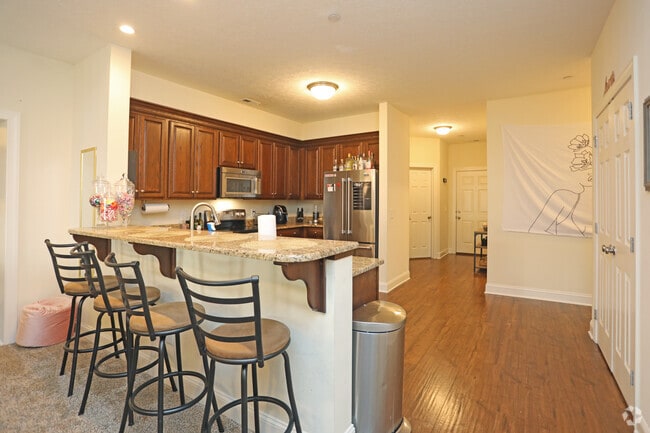 Westside Crossing at Price-Williams photo'