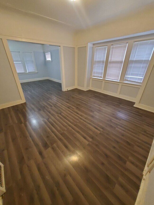 Foto del edificio - 3825-3827 N 10th St. (Duplex)