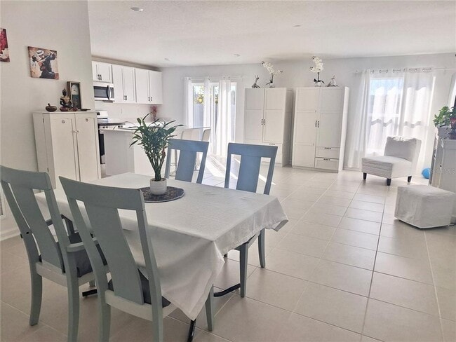 Building Photo - 2506 McKinley Dr