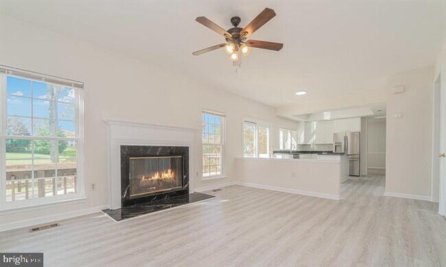 Building Photo - 13116 Holly Leaf Ct