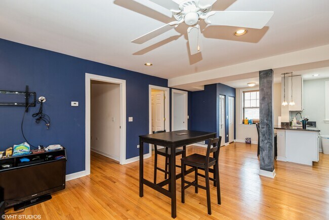 Foto del edificio - 5228 N Campbell Ave