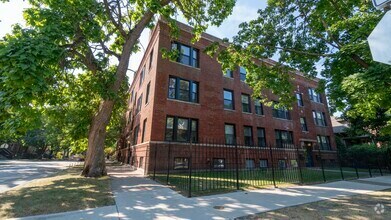 Building Photo - 5406 N Paulina St