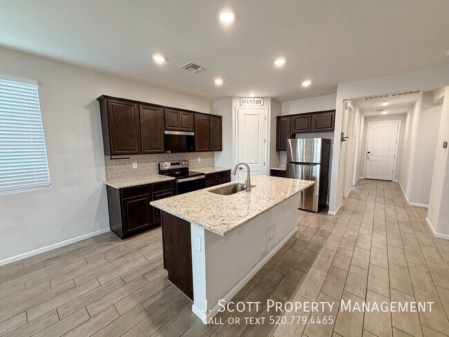 Foto del edificio - 18266 W Paraiso Dr