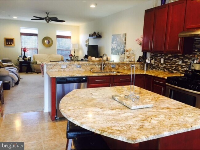 Building Photo - 321 Lenape Way