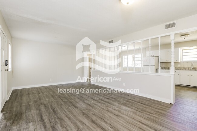 Foto del edificio - 435 McDowell Park Cir