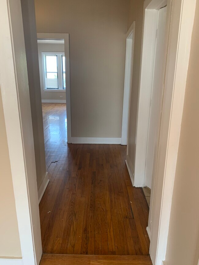 Hallway - 53 E Marquette Rd