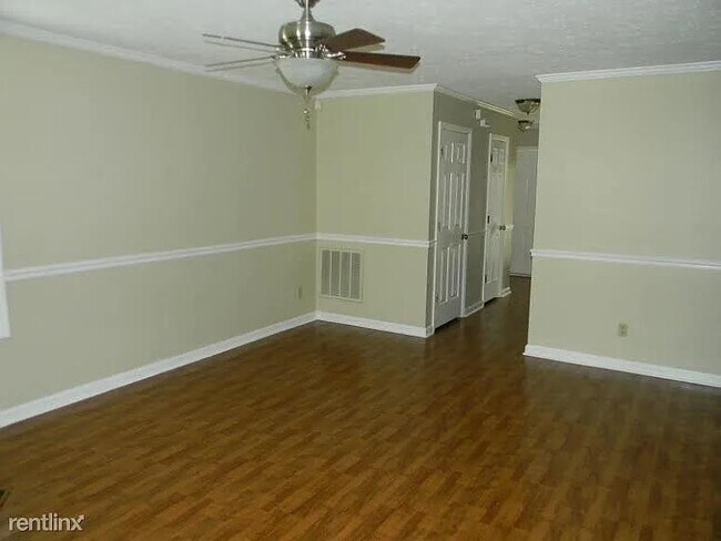 Foto del edificio - 2705 Preston Woods Ln