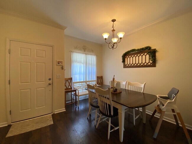 Foto del edificio - Townhome for rent in Moody! Available to V...