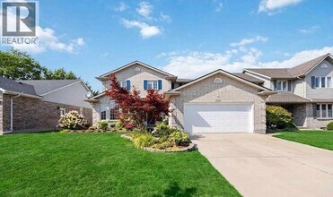 Building Photo - 2923 Stoney Creek Dr
