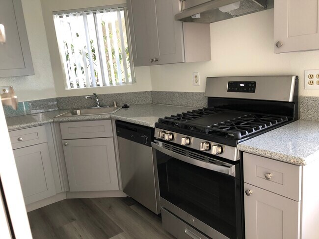 Foto del edificio - 3671 Glendon Ave