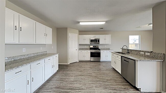 Building Photo - 5 br, 4 bath House - 7802 Black Gap Drive