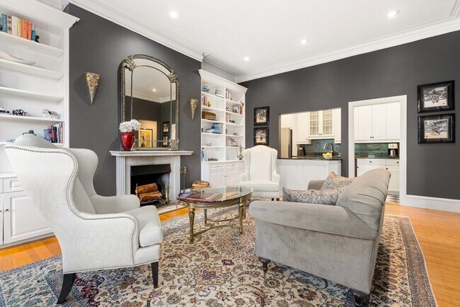 Foto del edificio - 148 Commonwealth Ave