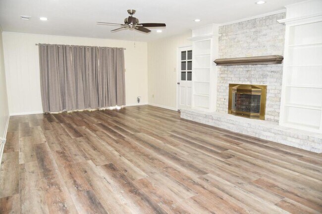 Foto del edificio - 713 Oxford Ave