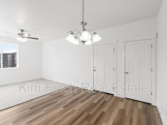 Foto del edificio - 4126 W 1530 N